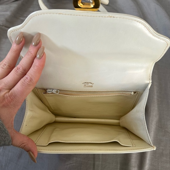 Vintage Gucci Flora White Shoulder/Crossbody - Picture 9 of 16